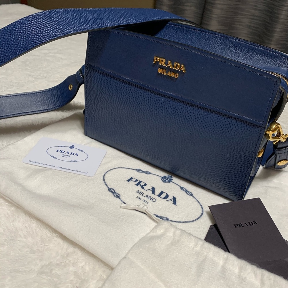 Authentic Prada Saffiano Esplanade Crossbody Bag